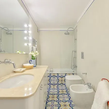 דירה Albachiara Up To 8 Guests